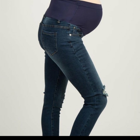 NWOT Pinkblush Distressed Maternity Jeans - Picture 3 of 4